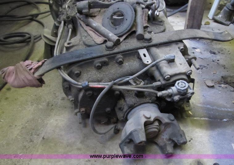 image for item D9284 Meritor 10 speed transmission