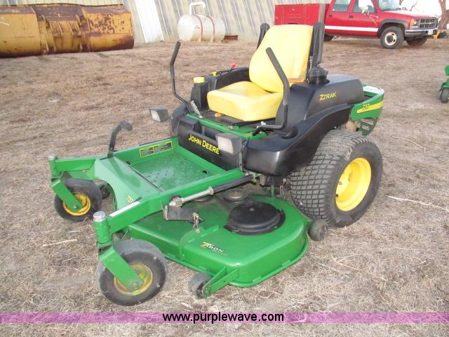 image for item G9428 2004 John Deere 737 Ztrak mower