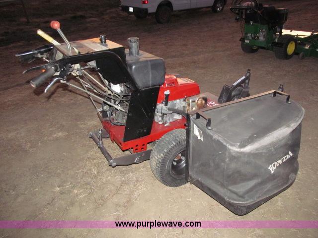 image for item G9430 2000 Honda walk behind mower