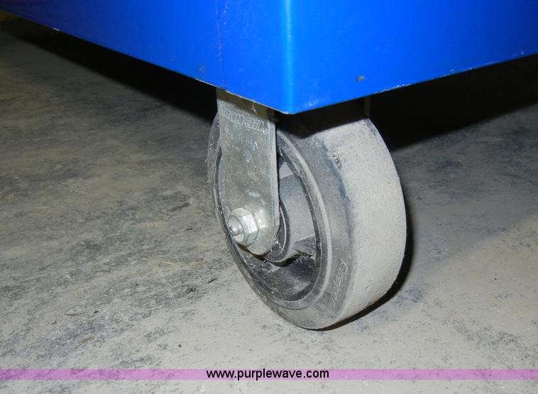 image for item H9249 Snap On Classic 78 portable toolbox