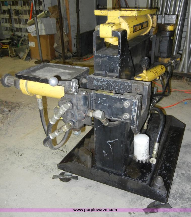 Yellow Jacket pipe bender in Greeley, KS Item J9252 sold Purple Wave