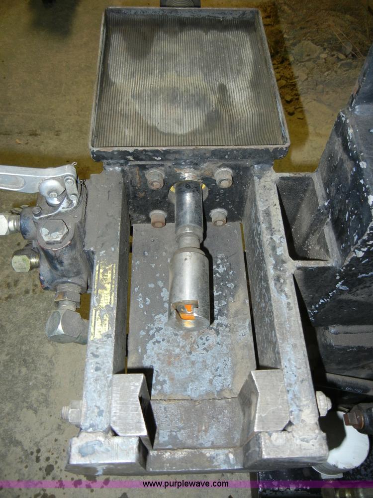 image for item J9252 Yellow Jacket pipe bender