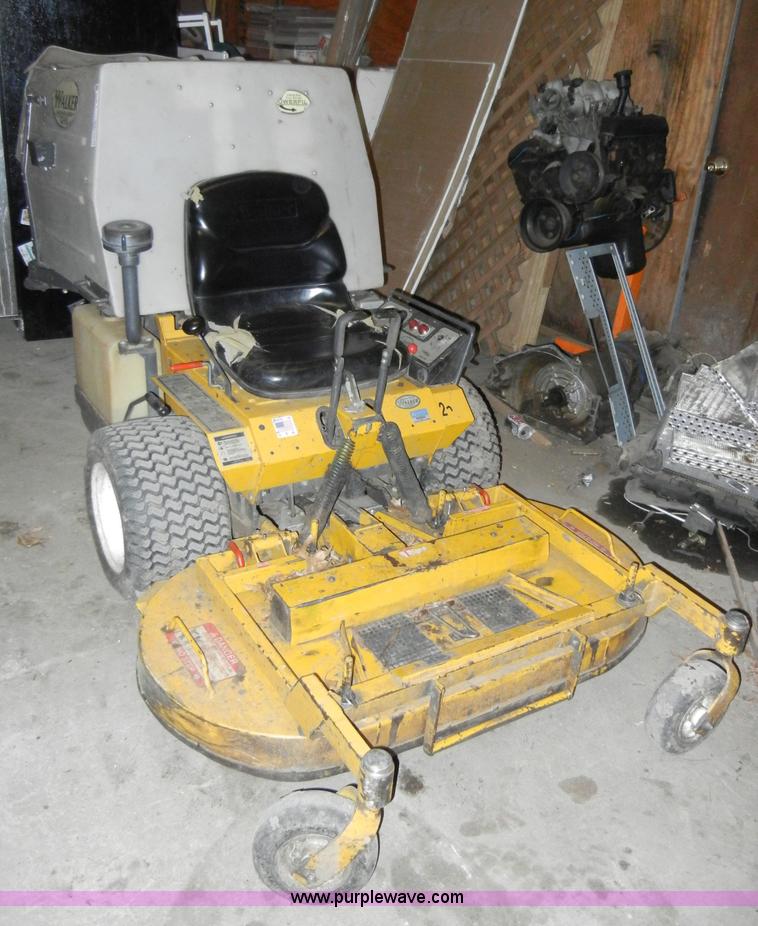 image for item J9270 Walker MTL lawn mower
