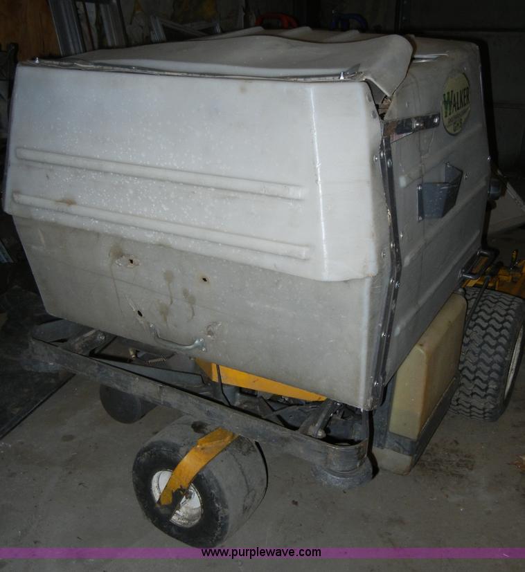 image for item J9270 Walker MTL lawn mower