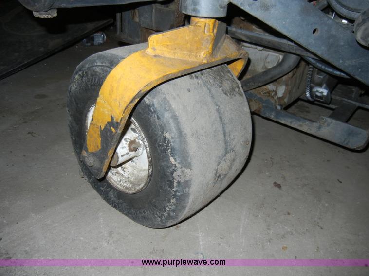 image for item J9270 Walker MTL lawn mower