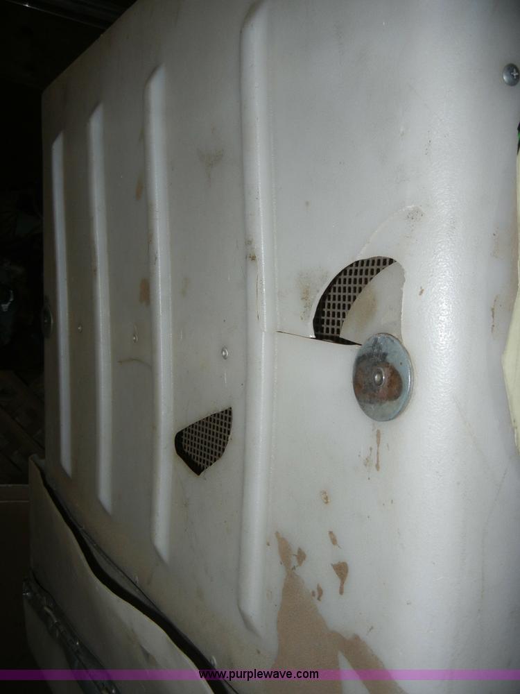 image for item J9270 Walker MTL lawn mower