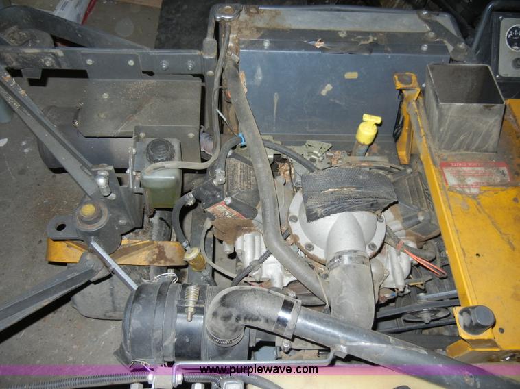 image for item J9270 Walker MTL lawn mower