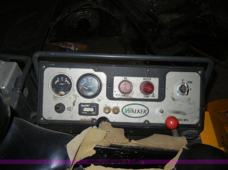 image for item J9270 Walker MTL lawn mower