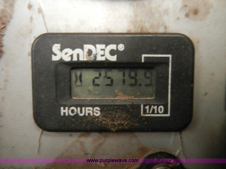 image for item J9270 Walker MTL lawn mower