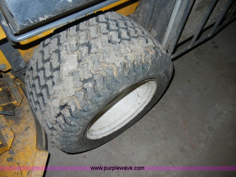 image for item J9270 Walker MTL lawn mower