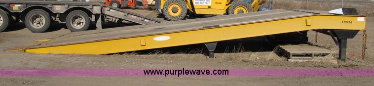 image for item A1808 2005 Ledwell LW25RMP portable loading ramp