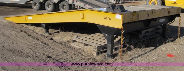 image for item A1808 2005 Ledwell LW25RMP portable loading ramp