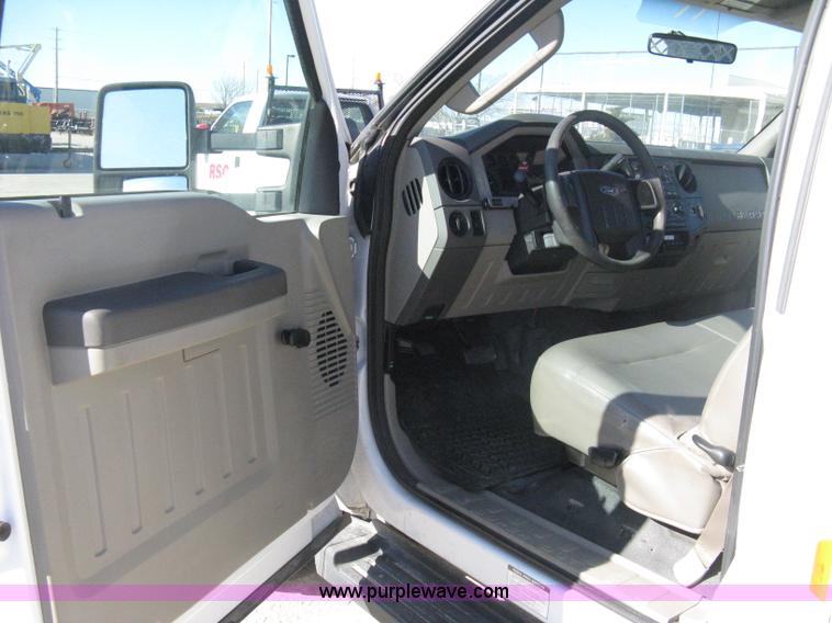 image for item A6034 2008 Ford F350 XL Super Duty service truck