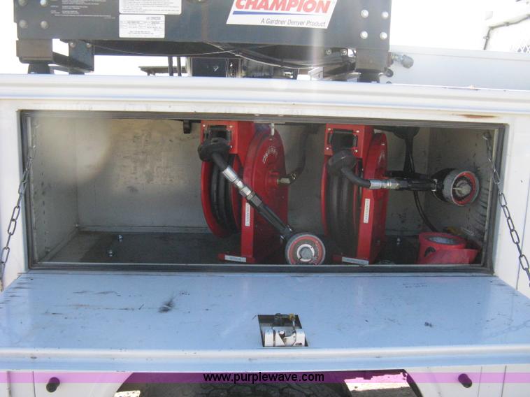 image for item A6034 2008 Ford F350 XL Super Duty service truck