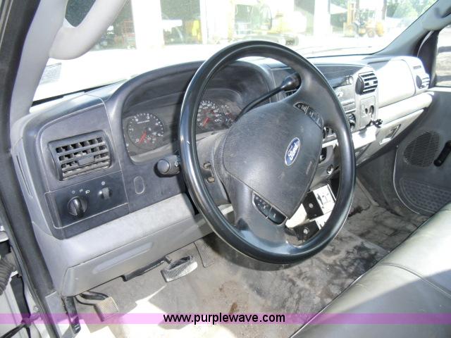 image for item B2165 2005 Ford F350 Super Duty service truck