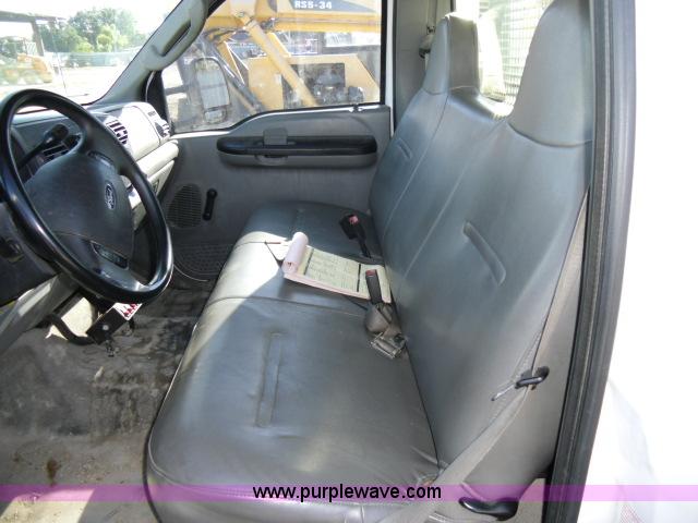 image for item B2165 2005 Ford F350 Super Duty service truck