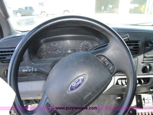 image for item B2165 2005 Ford F350 Super Duty service truck