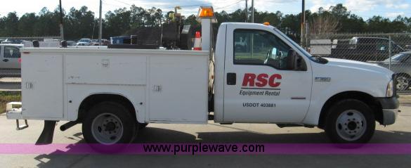 image for item B2166 2005 Ford F350 Super Duty service truck