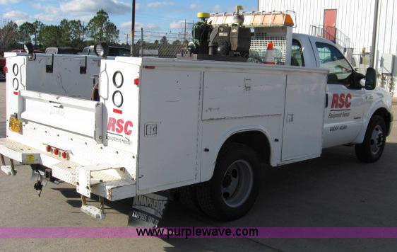 image for item B2166 2005 Ford F350 Super Duty service truck