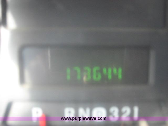 image for item B2166 2005 Ford F350 Super Duty service truck