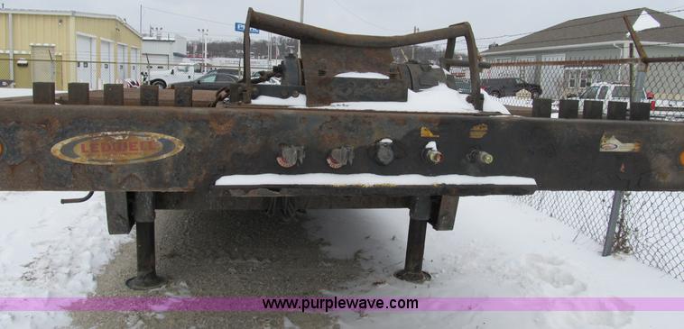 image for item B2585 2007 Ledwell 48' hydratail trailer