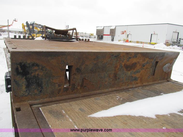 image for item B2585 2007 Ledwell 48' hydratail trailer