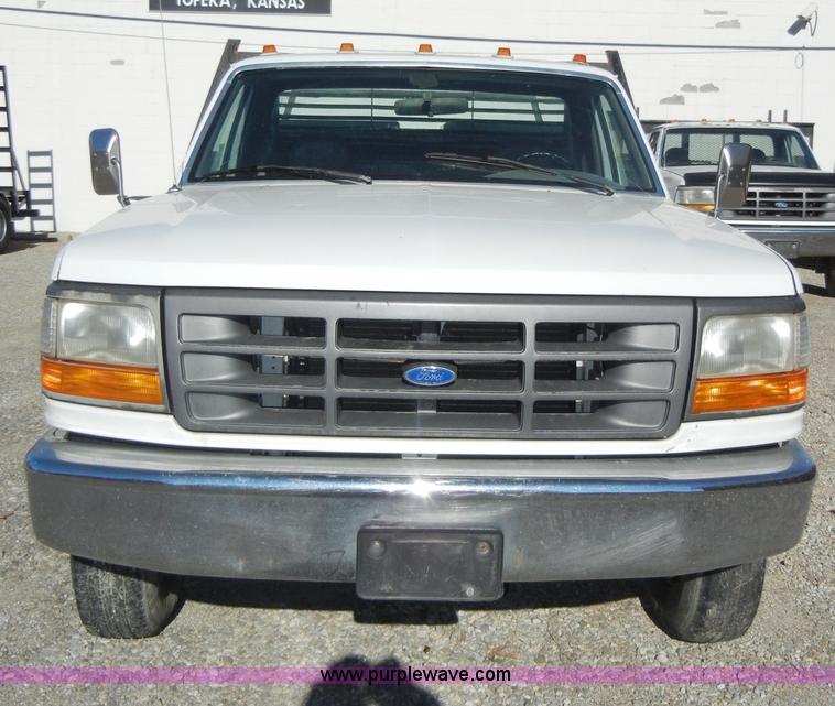 image for item A3384 1996 Ford F350 XL pickup truck