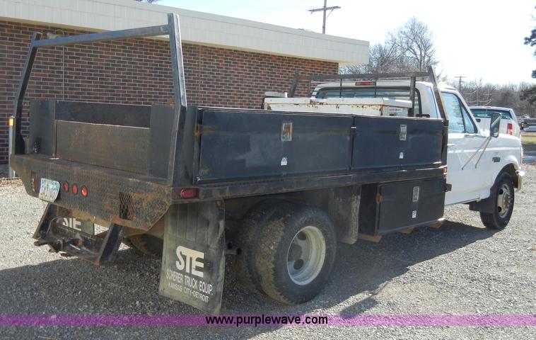 image for item A3384 1996 Ford F350 XL pickup truck
