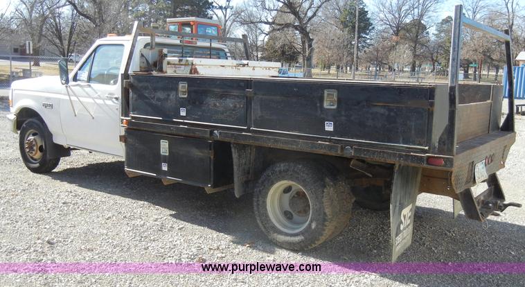 image for item A3384 1996 Ford F350 XL pickup truck