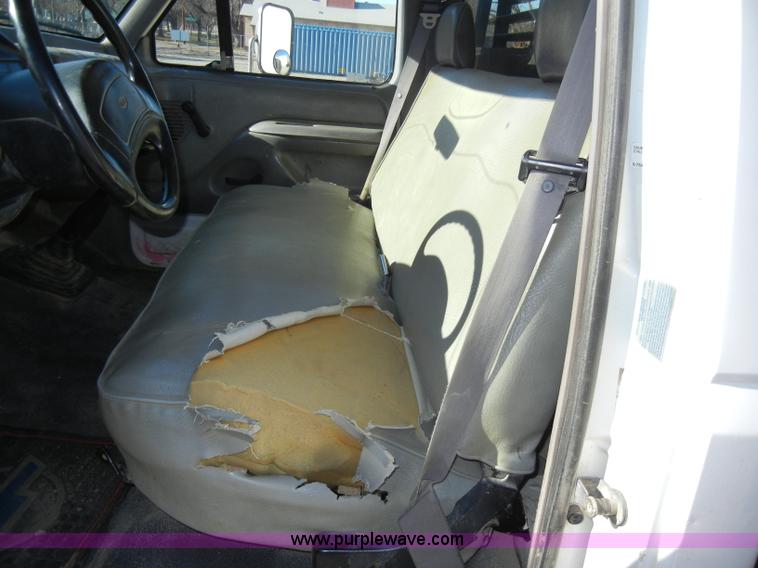 image for item A3384 1996 Ford F350 XL pickup truck