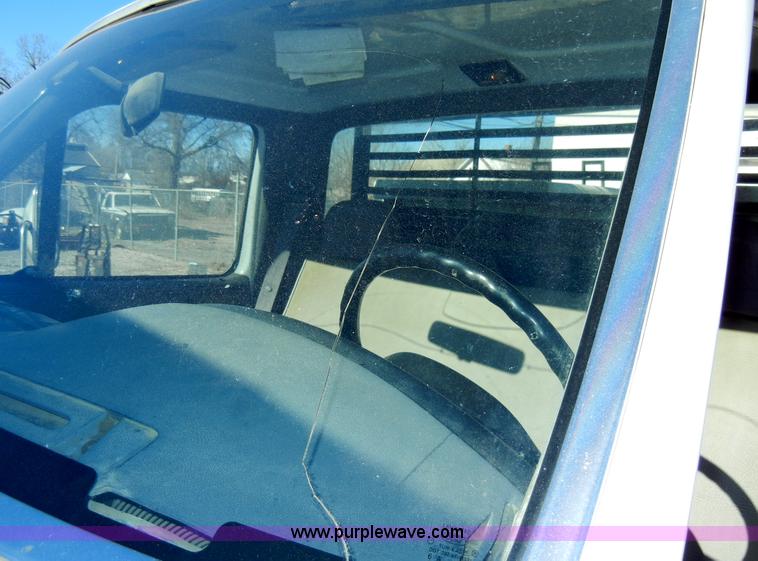 image for item A3384 1996 Ford F350 XL pickup truck