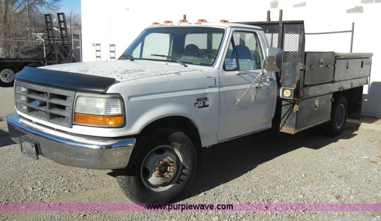 image for item A3385 1992 Ford F350 Custom pickup truck