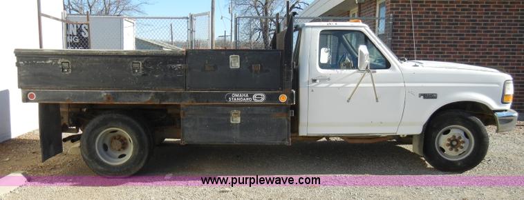 image for item A3385 1992 Ford F350 Custom pickup truck