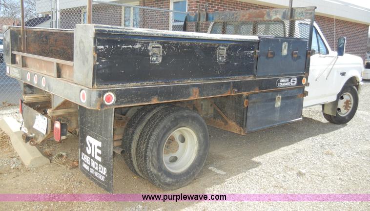 image for item A3385 1992 Ford F350 Custom pickup truck