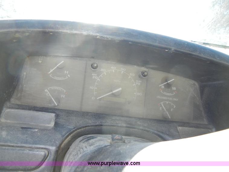 image for item A3385 1992 Ford F350 Custom pickup truck