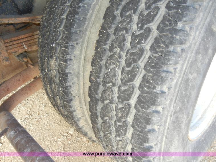 image for item A3385 1992 Ford F350 Custom pickup truck