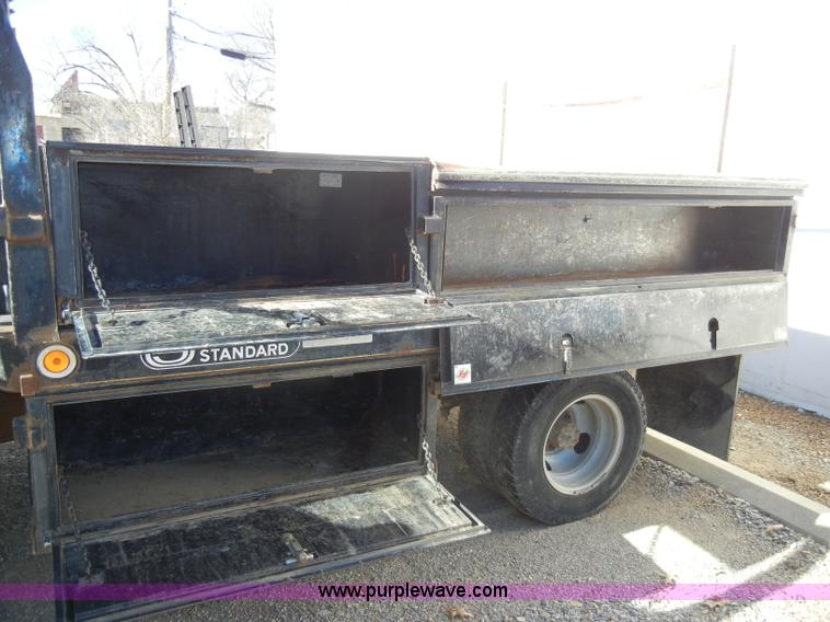 image for item A3385 1992 Ford F350 Custom pickup truck