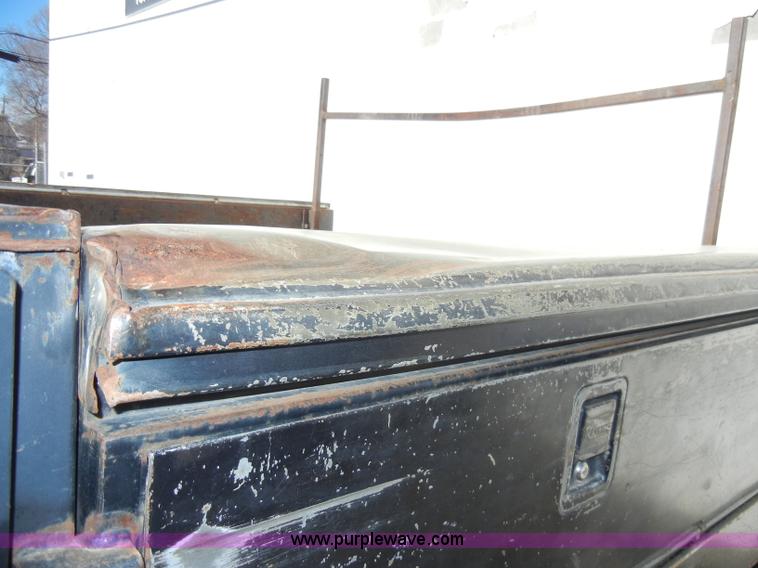 image for item A3385 1992 Ford F350 Custom pickup truck