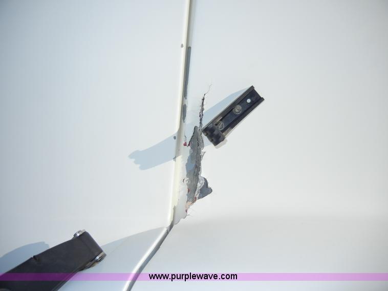 image for item A3386 1994 Volvo WG semi truck