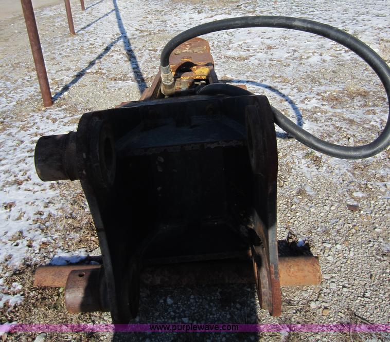 image for item A5648 Indeco Spa MES2500 hydraulic breaker