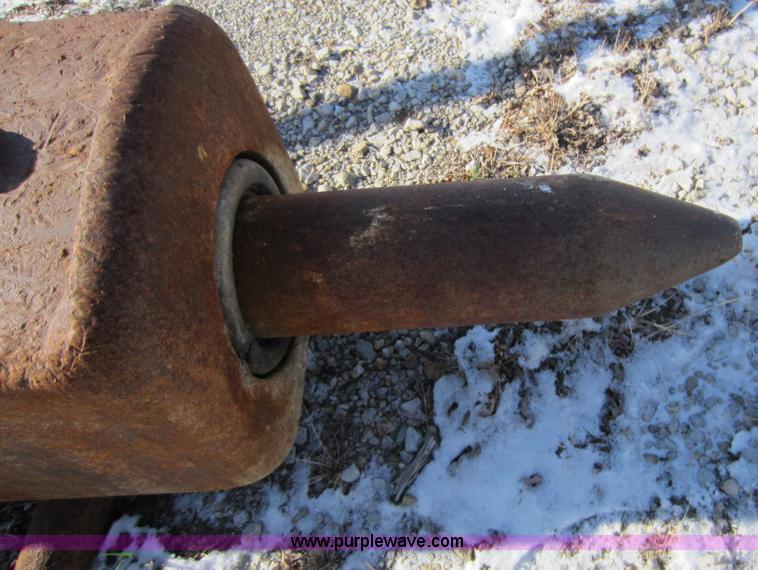 image for item A5648 Indeco Spa MES2500 hydraulic breaker