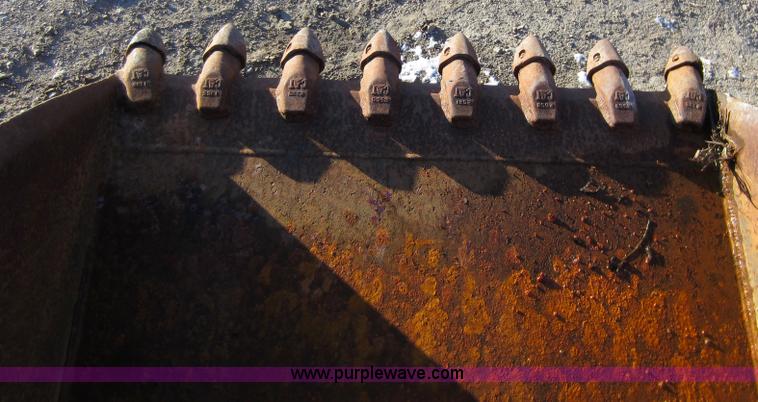 image for item A5649 34" bucket