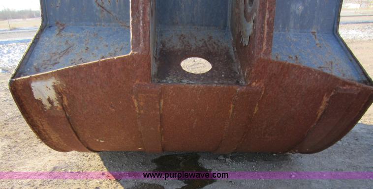 image for item A5649 34" bucket