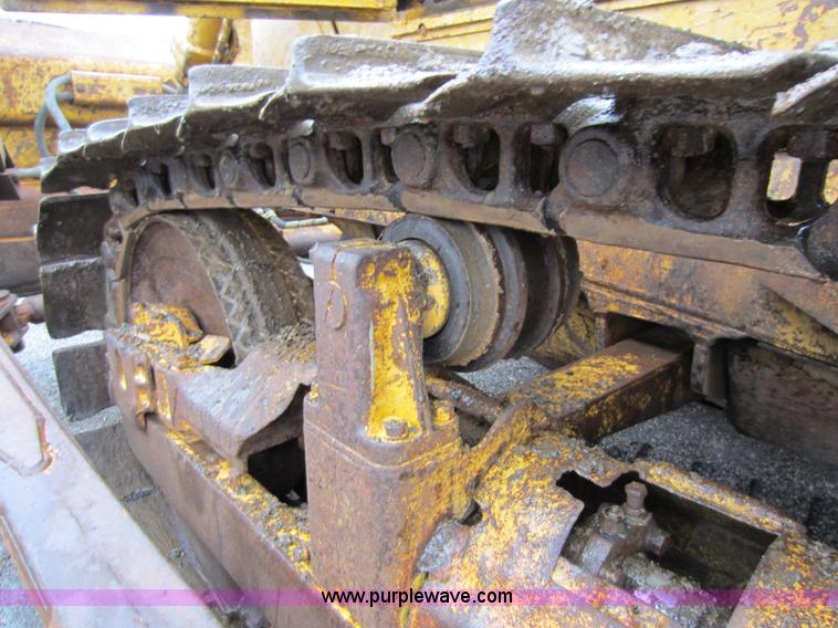 image for item A5670 1968 Caterpillar D6C dozer