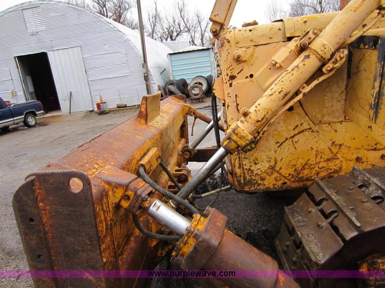 image for item A5670 1968 Caterpillar D6C dozer
