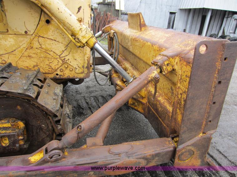 image for item A5670 1968 Caterpillar D6C dozer