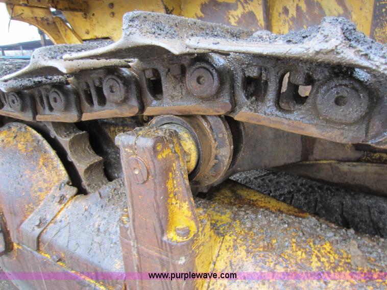 image for item A5670 1968 Caterpillar D6C dozer