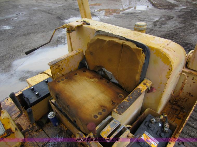 image for item A5670 1968 Caterpillar D6C dozer