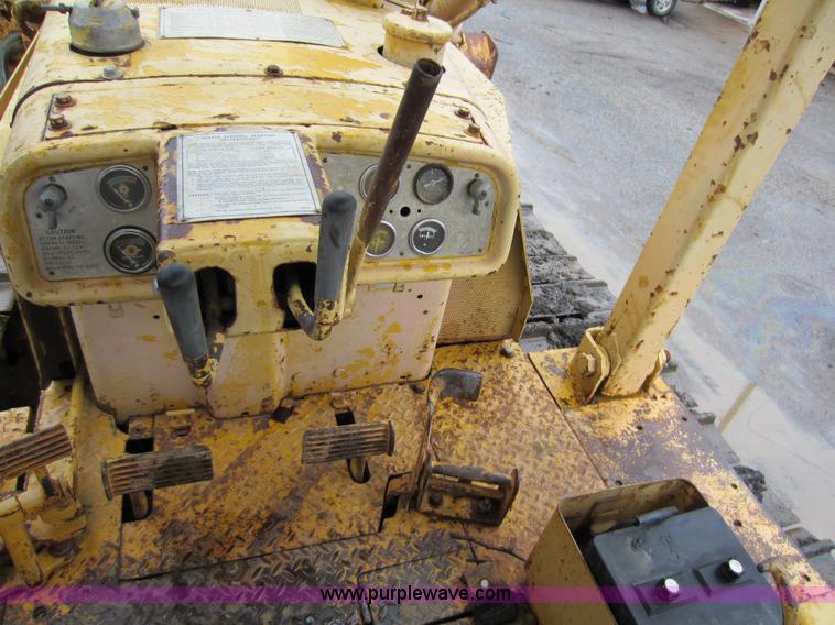 image for item A5670 1968 Caterpillar D6C dozer
