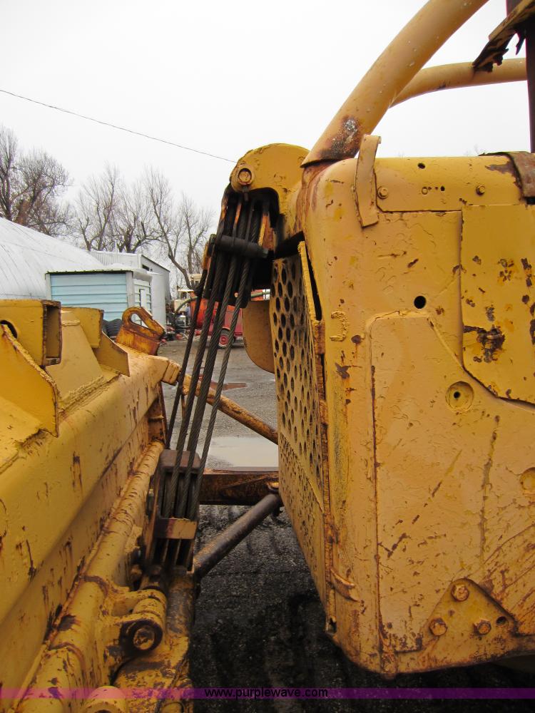 image for item A5671 1967 Caterpillar D6C dozer